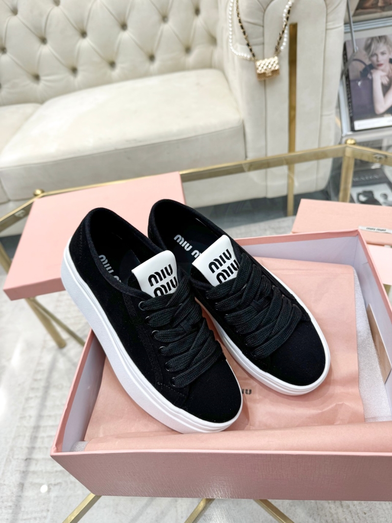 Miu Miu Casual Shoes